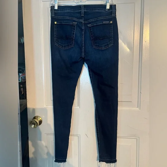 7 for all Mankind jeans - Picture 4 of 6